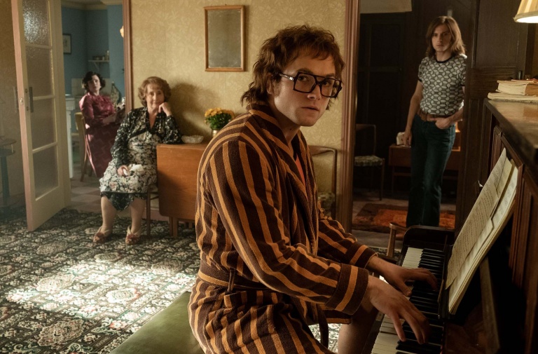 Taron Egerton es Elton John en Rocketman